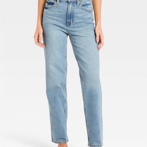 Universal Thread Vintage Straight Light Wash Blue Jeans